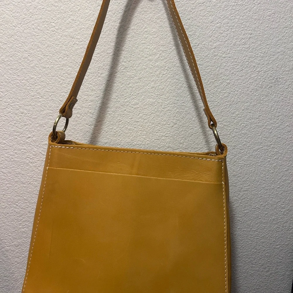 Portland Leather Triangle Shoulder Bag - Picture 3 of 4